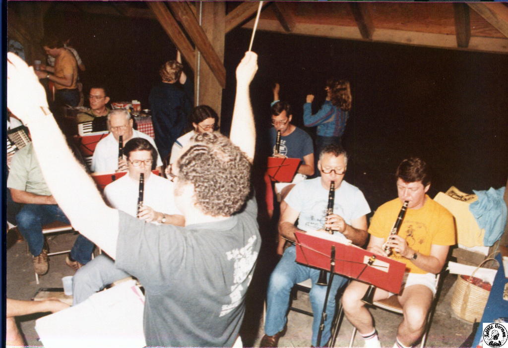 1982 05 24 02 rehearsal at Schenck Forest.jpg
